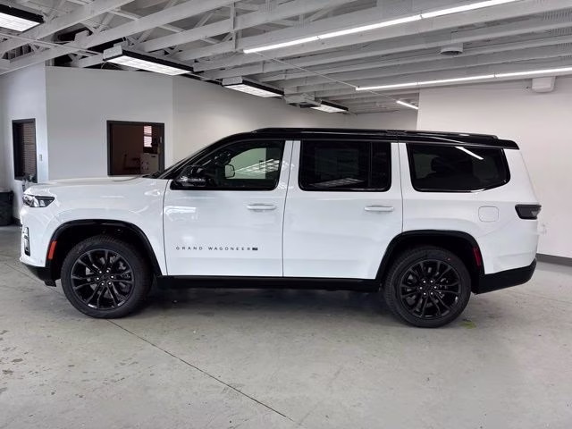 2026 Bright White Clearcoat Jeep Grand Wagoneer Summit Reserve 4X4 SUV
