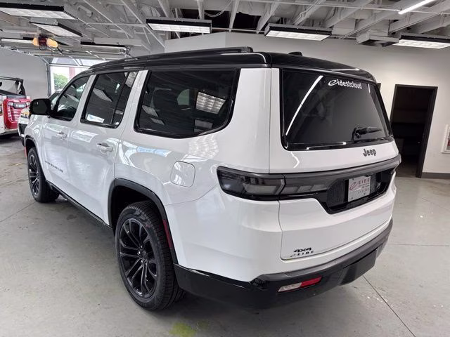 2026 Bright White Clearcoat Jeep Grand Wagoneer Summit Reserve 4X4 SUV