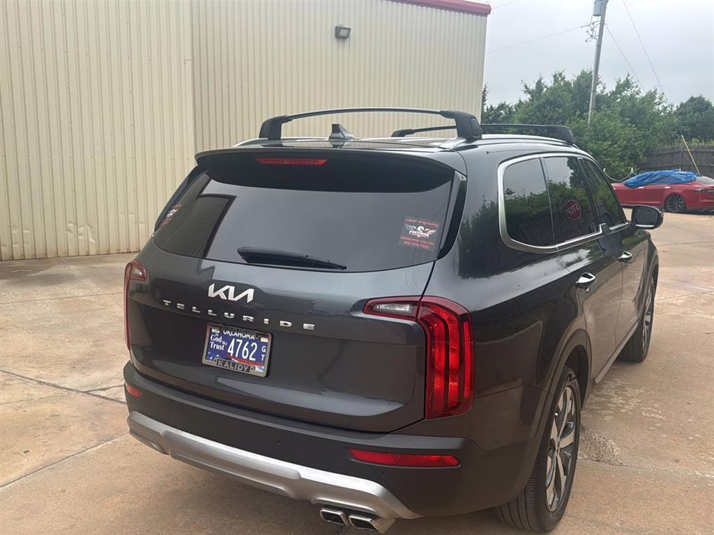2022 Gravity Grey Kia Telluride S FWD SUV