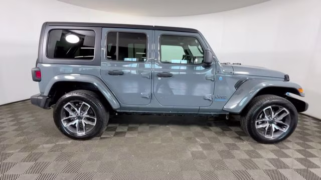 2024 Anvil Clear Coat Jeep Wrangler Sport S 4xe 4X4 SUV