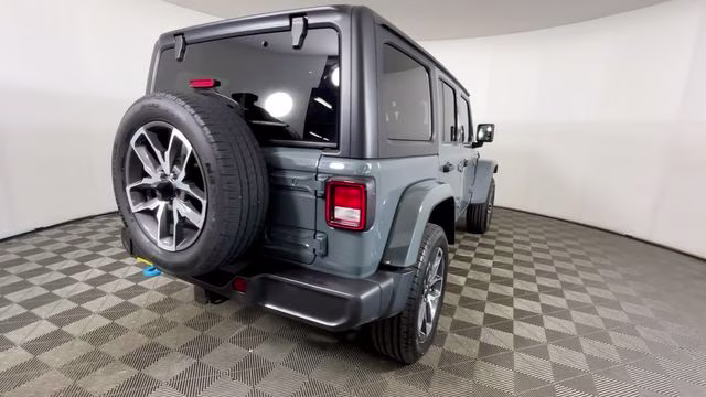 2024 Anvil Clear Coat Jeep Wrangler Sport S 4xe 4X4 SUV