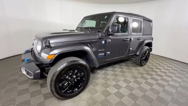 2024 Granite Crystal Metallic Clearcoat Jeep Wrangler Sahara 4xe 4X4 SUV