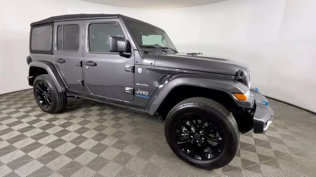 2024 Granite Crystal Metallic Clearcoat Jeep Wrangler Sahara 4xe 4X4 SUV