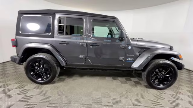 2024 Granite Crystal Metallic Clearcoat Jeep Wrangler Sahara 4xe 4X4 SUV