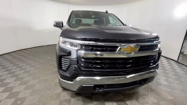 2022 Black Chevrolet Silverado 1500 LT 4X4 Truck