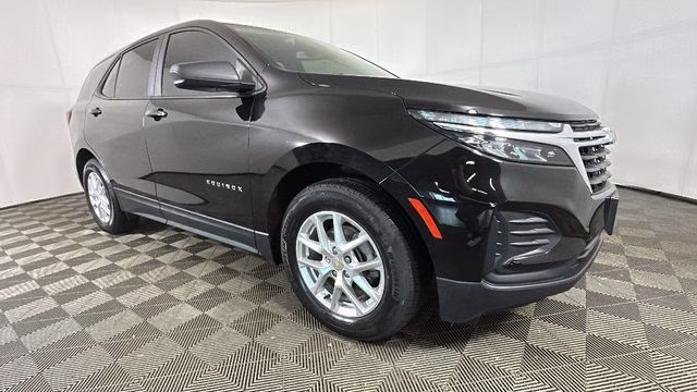 2022 Mosaic Black Metallic Chevrolet Equinox LS FWD SUV