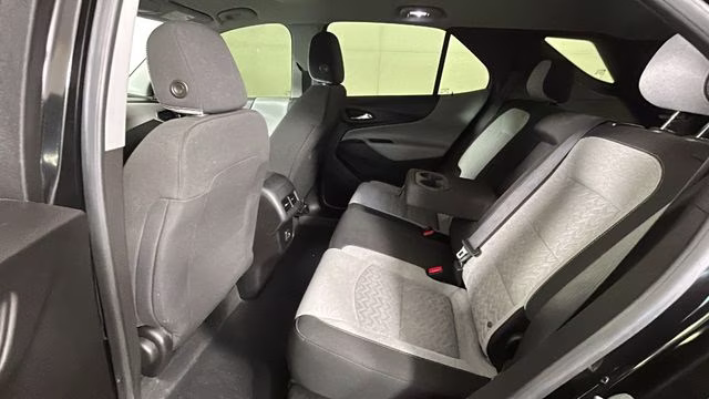 2022 Mosaic Black Metallic Chevrolet Equinox LS FWD SUV