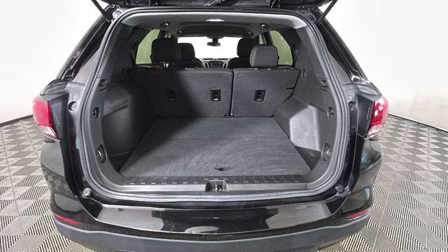 2022 Mosaic Black Metallic Chevrolet Equinox LS FWD SUV