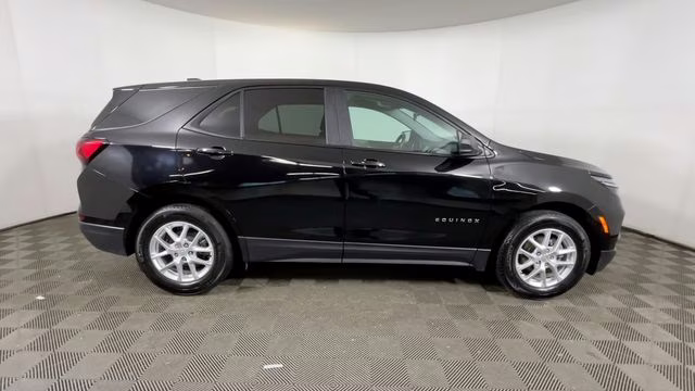 2024 Mosaic Black Metallic Chevrolet Equinox LS FWD SUV
