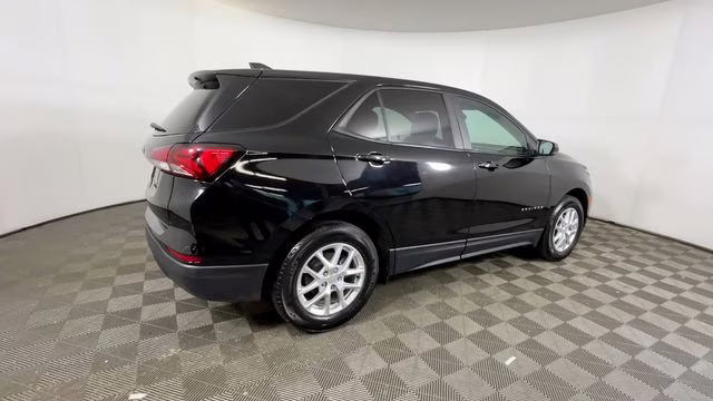 2024 Mosaic Black Metallic Chevrolet Equinox LS FWD SUV