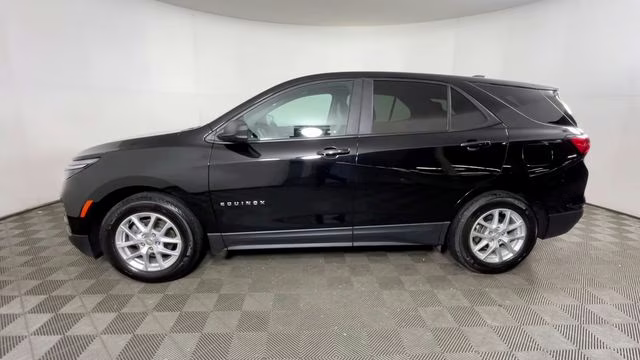 2024 Mosaic Black Metallic Chevrolet Equinox LS FWD SUV