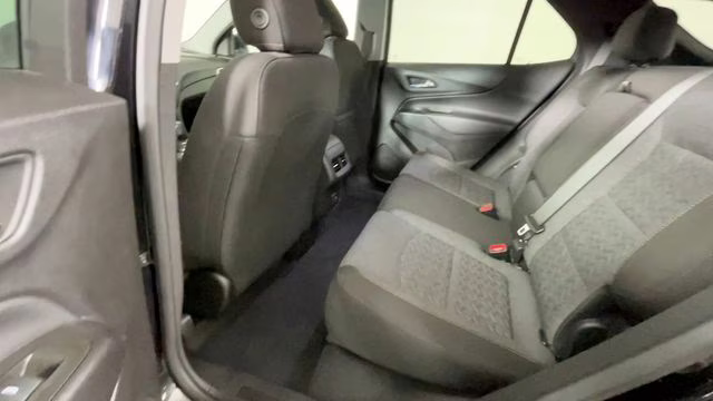 2024 Mosaic Black Metallic Chevrolet Equinox LT FWD SUV