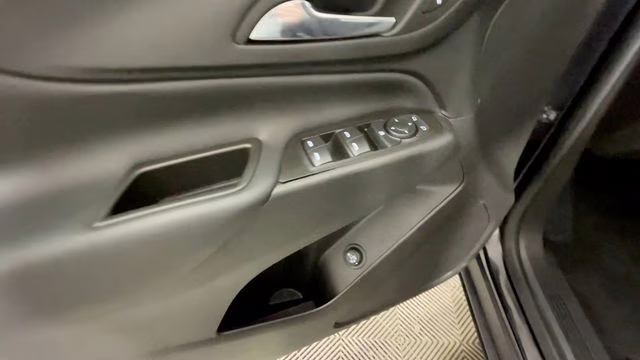 2024 Mosaic Black Metallic Chevrolet Equinox LT FWD SUV