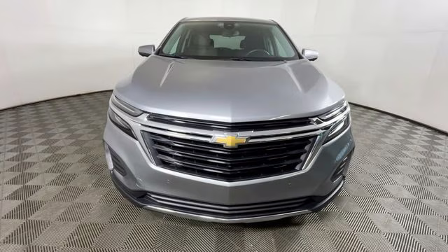 2024 Sterling Gray Metallic Chevrolet Equinox LT FWD SUV