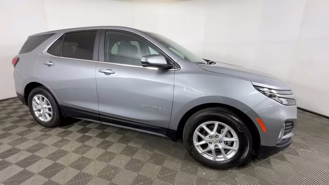 2024 Sterling Gray Metallic Chevrolet Equinox LT FWD SUV