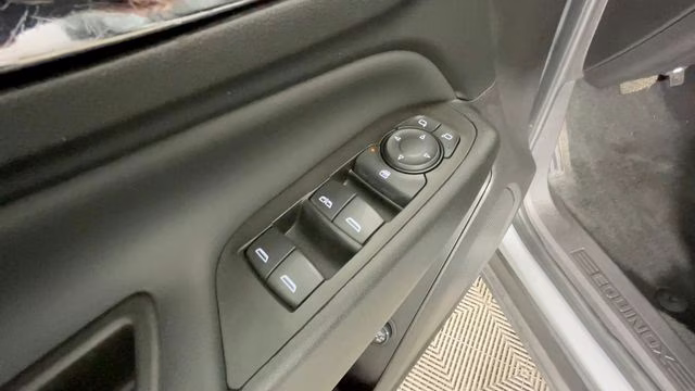2024 Sterling Gray Metallic Chevrolet Equinox LT FWD SUV