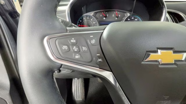 2024 Sterling Gray Metallic Chevrolet Equinox LT FWD SUV