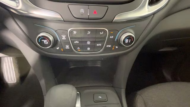 2024 Sterling Gray Metallic Chevrolet Equinox LT FWD SUV