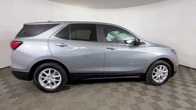 2024 Sterling Gray Metallic Chevrolet Equinox LT FWD SUV
