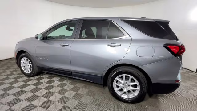 2024 Sterling Gray Metallic Chevrolet Equinox LT FWD SUV