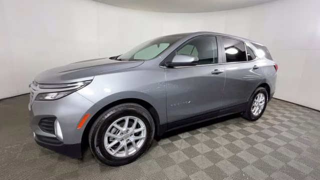 2024 Sterling Gray Metallic Chevrolet Equinox LT FWD SUV