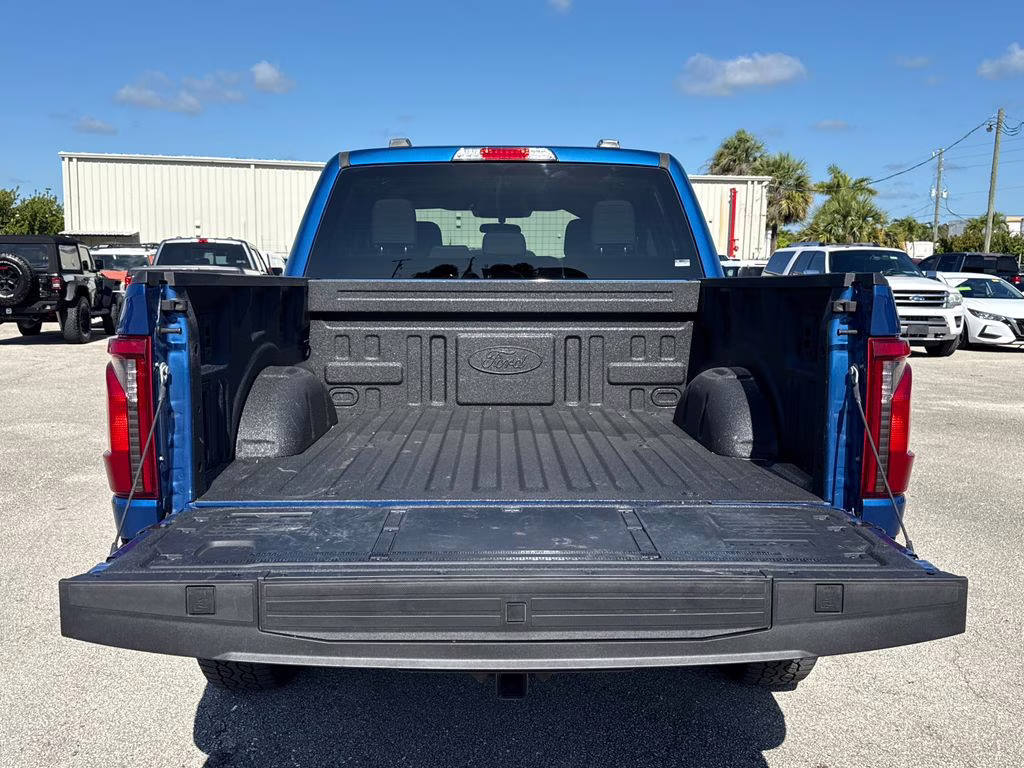 2025 Atlas Blue Metallic Ford F-150 XLT 4X4 Truck