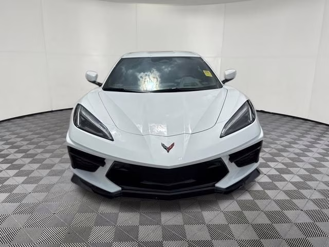 2024 Arctic White Chevrolet Corvette Stingray RWD Coupe