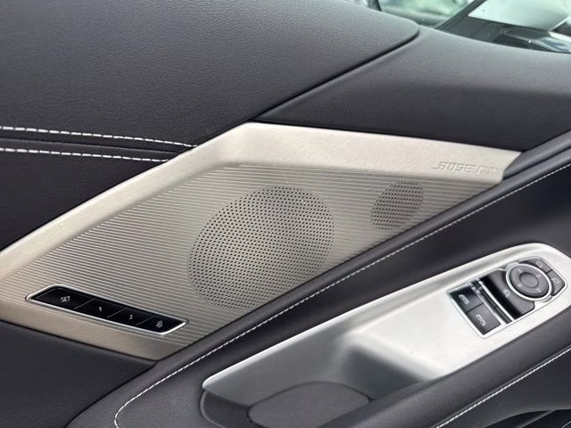 2024 Arctic White Chevrolet Corvette Stingray RWD Coupe