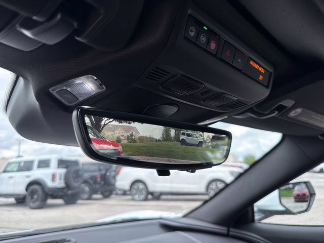 2024 Arctic White Chevrolet Corvette Stingray RWD Coupe
