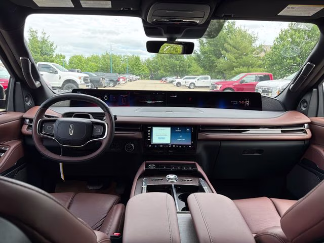 2026 Infinite Black Metallic Clearcoat Lincoln Navigator L Reserve 4X4 SUV