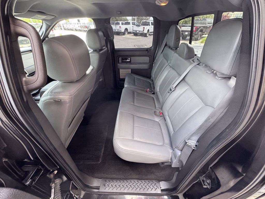 2014 Tuxedo Black Metallic Ford F-150 XLT 4X4 Truck