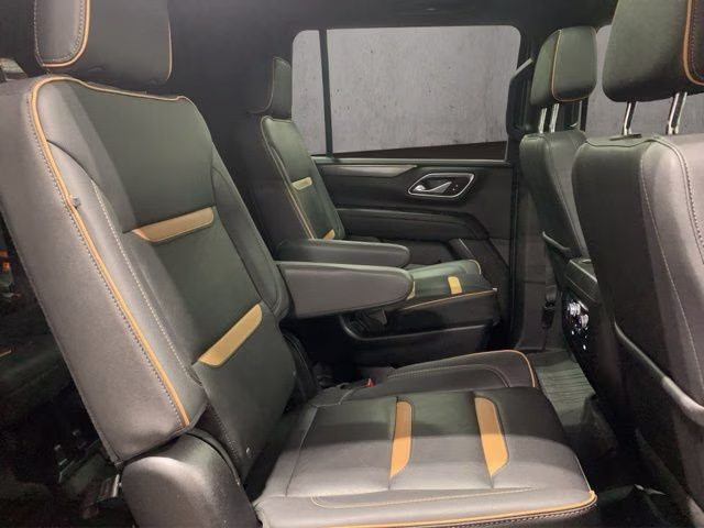 2023 Onyx Black GMC Yukon XL AT4 4X4 SUV