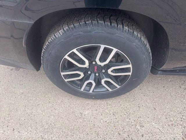 2023 Onyx Black GMC Yukon XL AT4 4X4 SUV