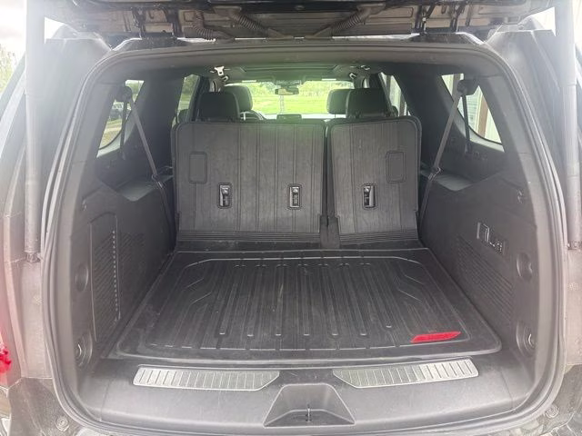 2023 Onyx Black GMC Yukon XL AT4 4X4 SUV