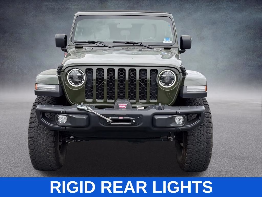 2021 Sarge Green Clearcoat Jeep Gladiator FREEDOM 4X4 Truck