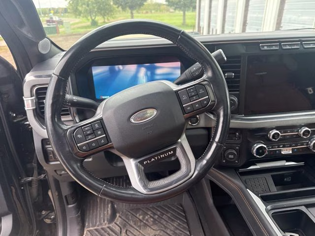 2023 Agate Black Metallic Ford Super Duty F-250 SRW Platinum 4X4 Truck