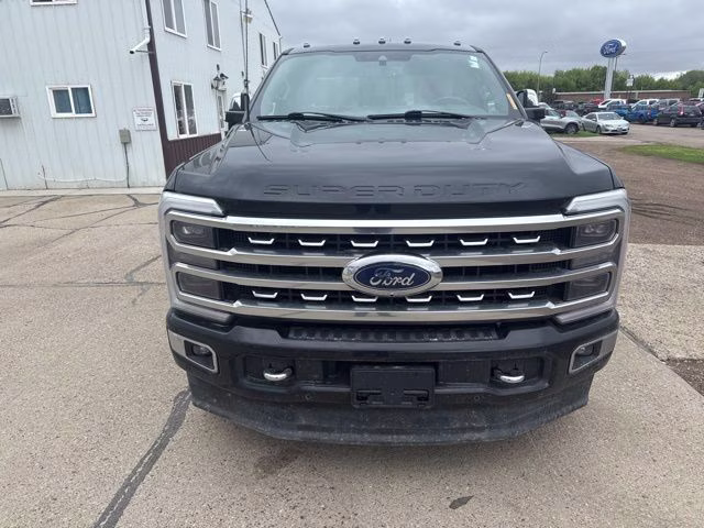 2023 Agate Black Metallic Ford Super Duty F-250 SRW Platinum 4X4 Truck