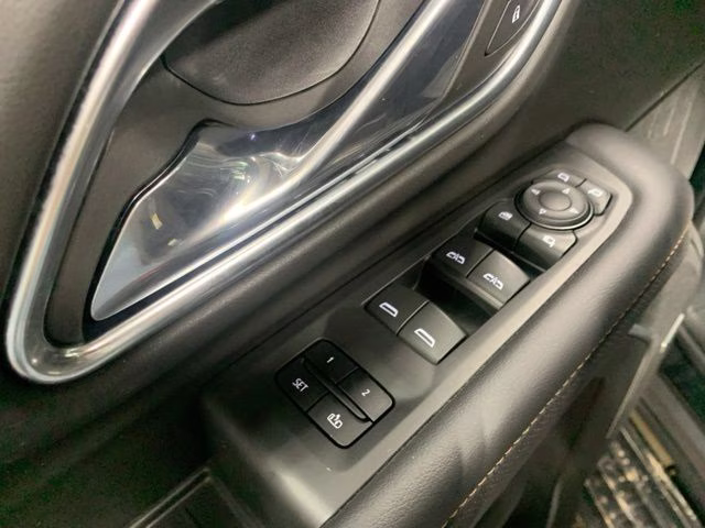 2023 Onyx Black GMC Yukon XL AT4 4X4 SUV