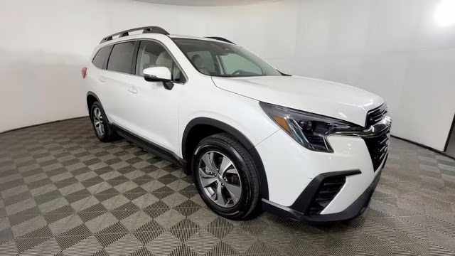 2023 Crystal White Pearl Subaru Ascent Premium AWD SUV