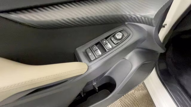 2023 Crystal White Pearl Subaru Ascent Premium AWD SUV