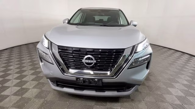 2023 Brilliant Silver Metallic Nissan Rogue SV AWD SUV
