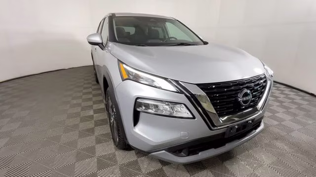 2023 Brilliant Silver Metallic Nissan Rogue SV AWD SUV
