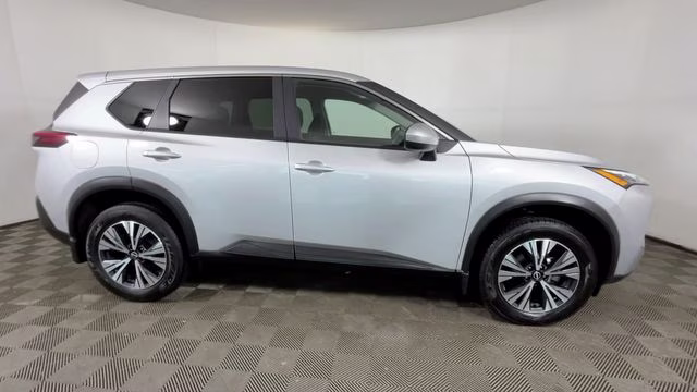 2023 Brilliant Silver Metallic Nissan Rogue SV AWD SUV