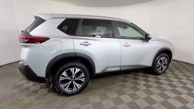 2023 Brilliant Silver Metallic Nissan Rogue SV AWD SUV