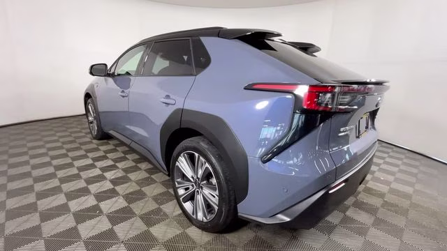 2023 Harbor Mist Gray Pearl 2-Tone Subaru Solterra Touring AWD SUV