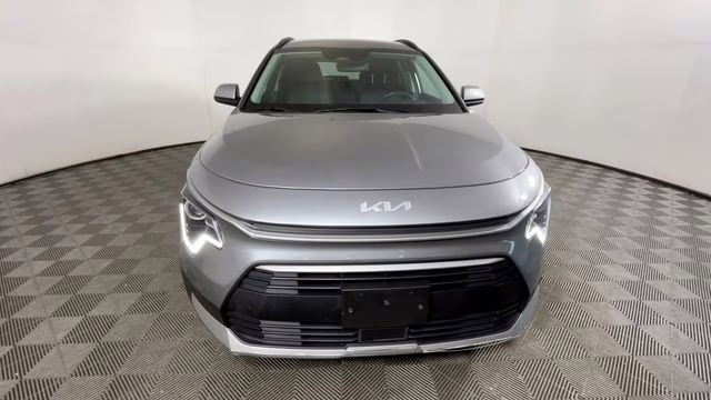 2024 Steel Gray Kia Niro EX FWD SUV