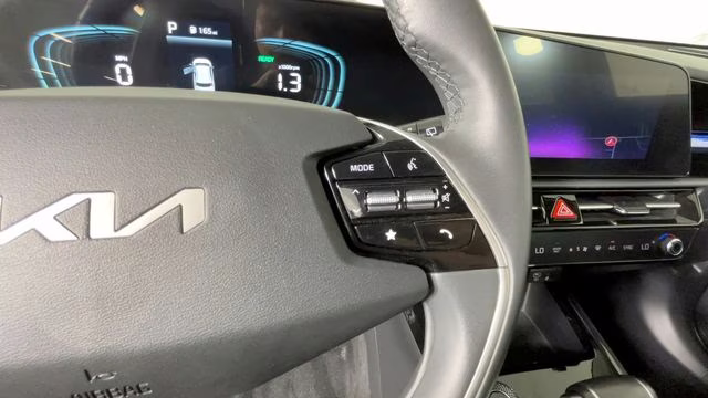 2024 Steel Gray Kia Niro EX FWD SUV