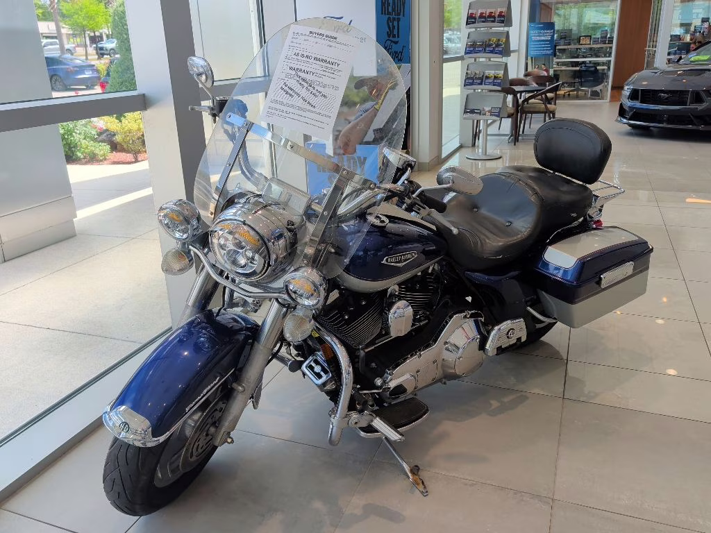 2006 Blue Harley-Davidson Road King Road King Motorcycle