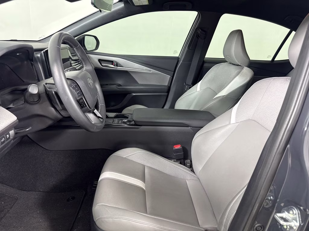 2025 Underground Toyota Camry SE FWD Sedan