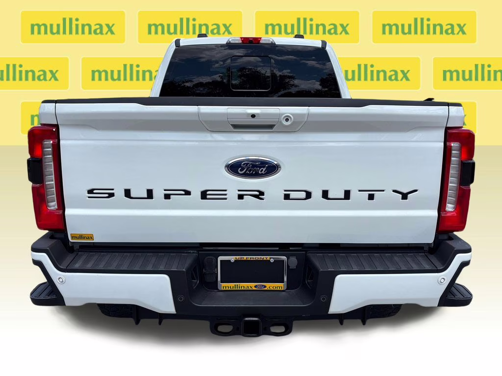 2023 White Metallic Ford Super Duty F-250 SRW Lariat 4X4 Truck